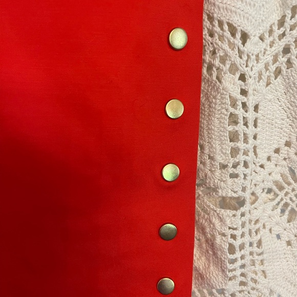 Beautiful shade of red , snaps open on the size ,zipper in the back - Picture 2 of 5